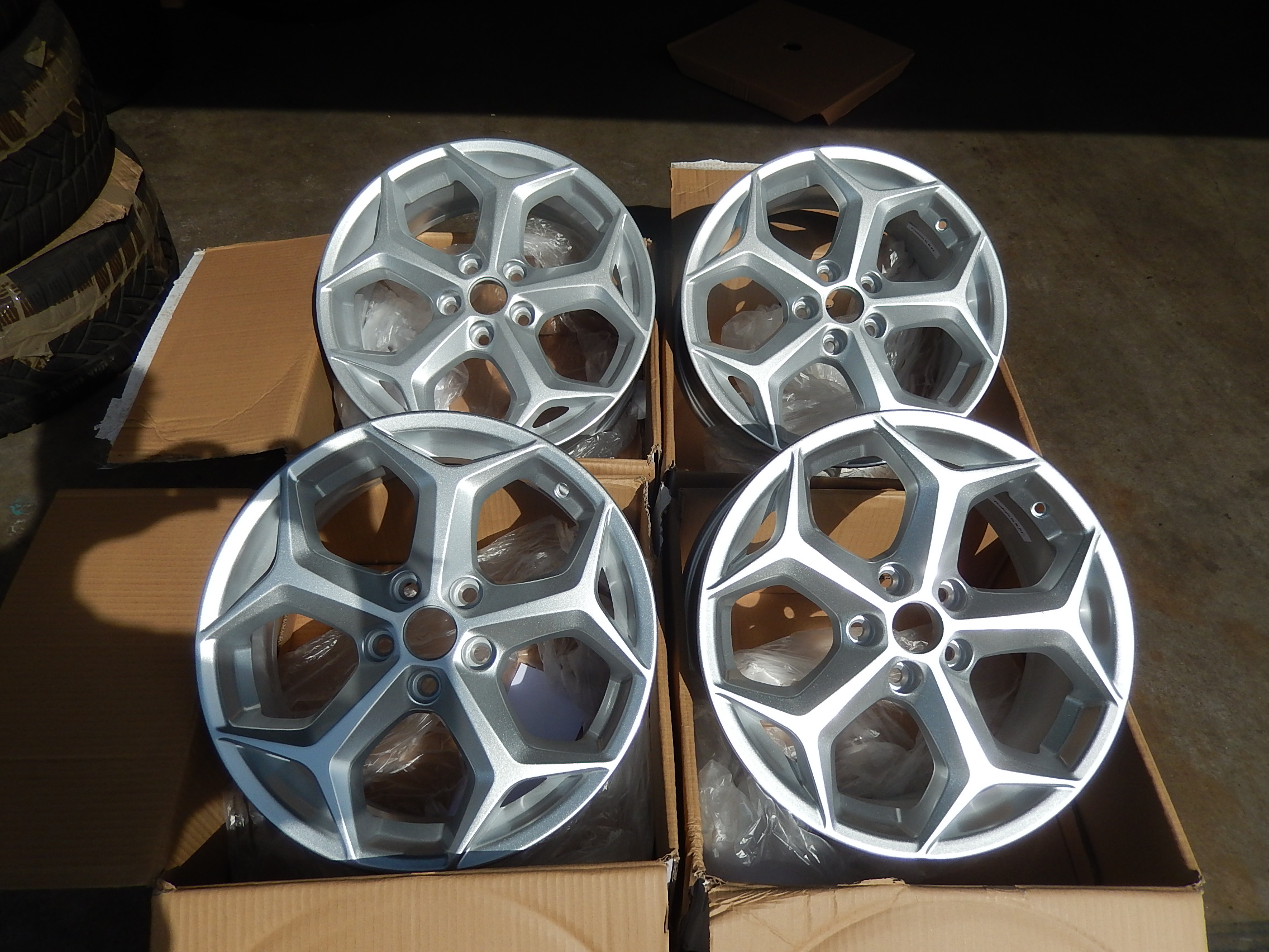 Nieuwe 17 Inch Ford Focus Mondeo C Max St Velgen Evt