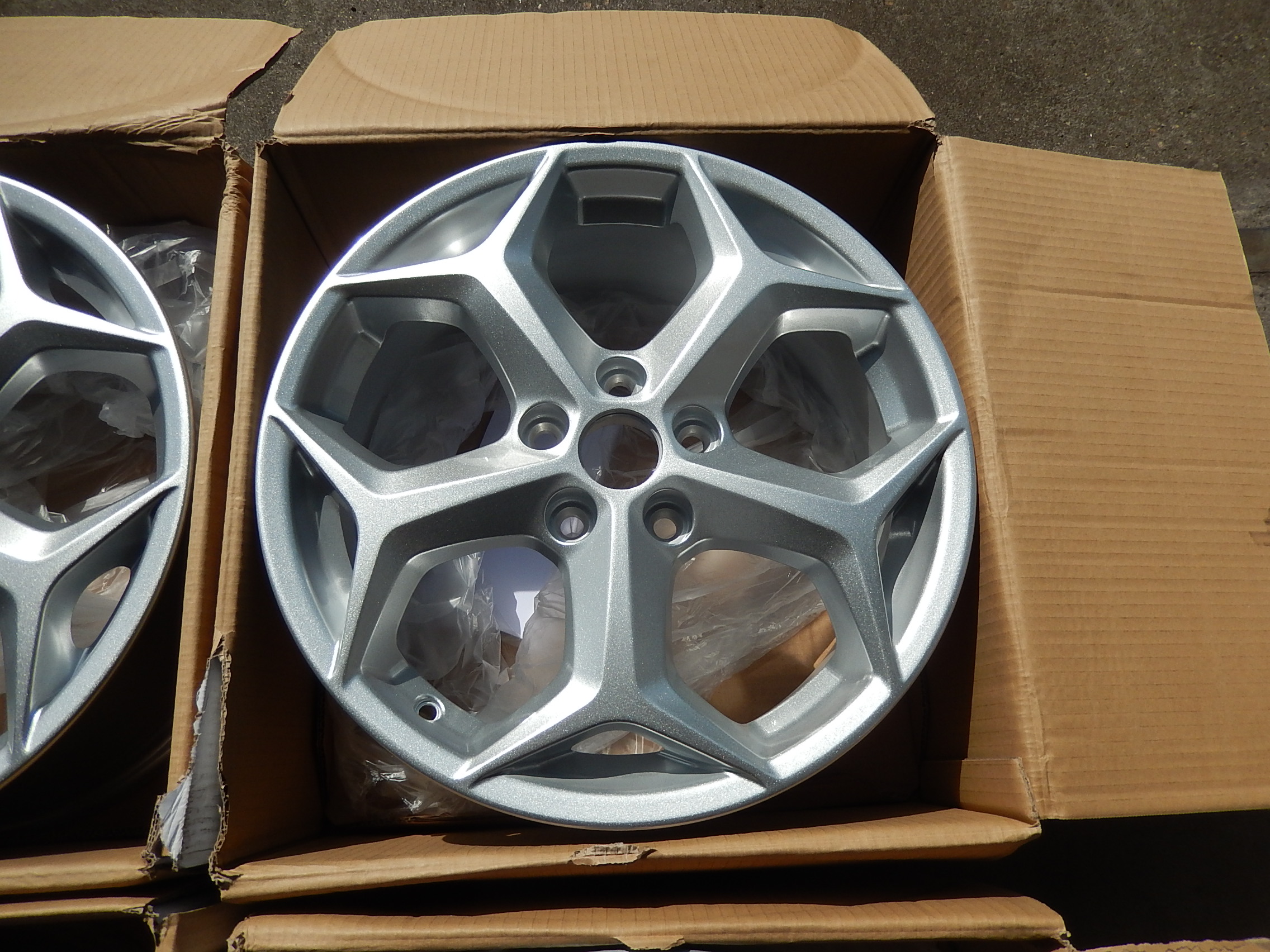Nieuwe 17 Inch Ford Focus Mondeo C Max St Velgen Evt