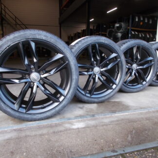 NIEUWE AUDI A4/A6 RS3 VELGEN + NIEUWE BANDEN 255 35 R19