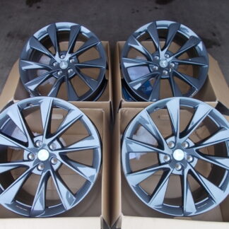NIEUWE 21 INCH TESLA MODEL S VELGEN EVENTUEEL + BANDEN