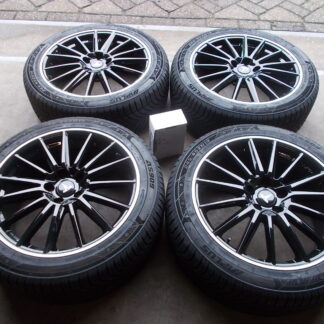 NIEUWE TESLA MODEL Y 3 VELGEN + WINTERBANDEN 245 45 R19 TPMS