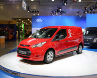ford-transit-connect-van-of-the-year-2014-258413-240