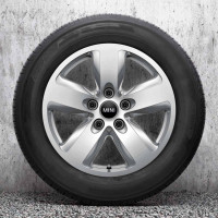 F60_LM_Leichtmetallrad_Revolite_Spoke_517_in_Bright_Silver_Metallic_geschmiedet_A0215353_p
