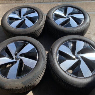 ORIGINELE VW TIGUAN BOLOGNA ID4 ID5 SEAT VELGEN + BANDEN 235 55 R18