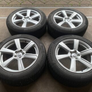 VOLVO XC90 XC60 EXC40 LYNK VELGEN + WINTERBANDEN 235 55 R19