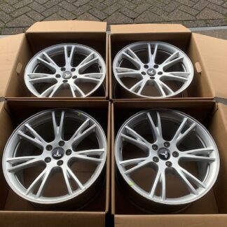 ORIGINELE 19 INCH TESLA MODEL Y GEMINI VELGEN + NIEUWE TPMS