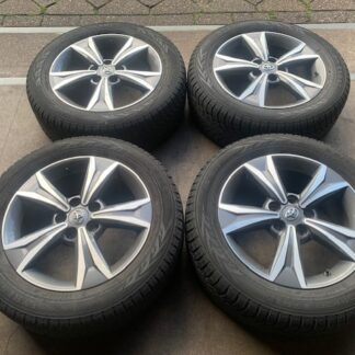 TOYOTA RAV4 YARIS COROLLA VELGEN + WINTERBANDEN 225 55 R17