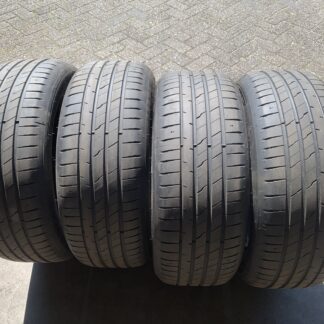 4X DEMO HANKOOK ION EV BANDEN 235 55 R18 104W DOT 4425