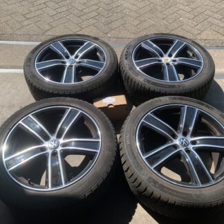 VW TRANSPORTER T5 T6 VELGEN + BANDEN 255 45 R19 104Y