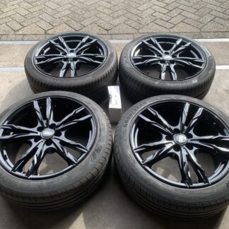 NIEUWE AUDI A4 A5 A6 VW SEAT VW T-ROC VELGEN + BANDEN 245 40 R19